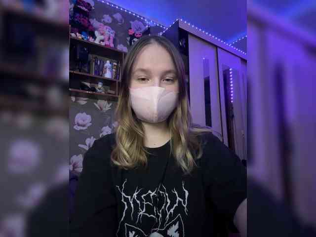 Hollymollylove webcam