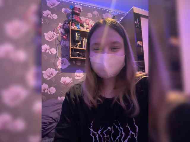 Hollymollylove webcam