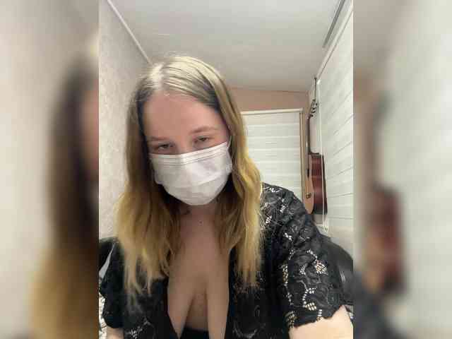 Hollymollylove webcam