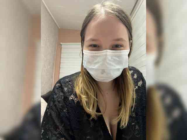 Hollymollylove webcam