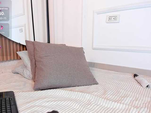 sabrinacherry live cam on BongaCams