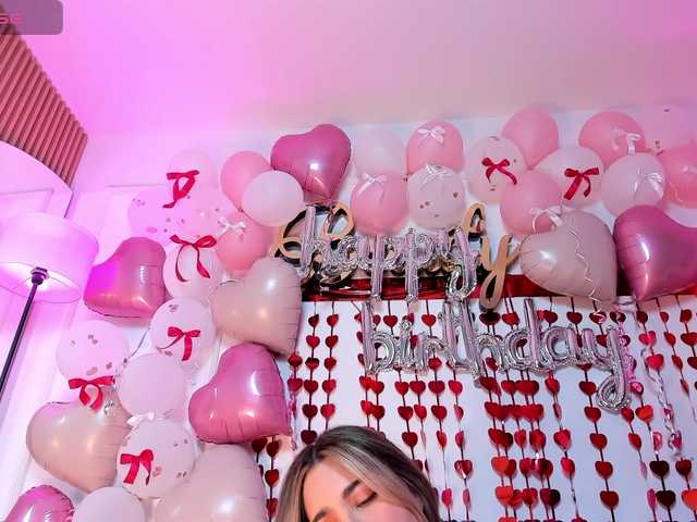 le modèle sabrinacherry est en webcam porno dans un show sur le site bongacams, il possède les tags suivants: Latino/Hispanic,Blonde,Hairy
