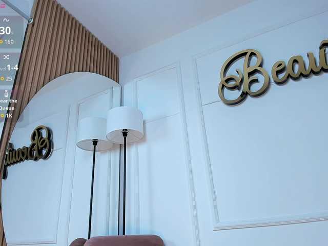 sabrinacherry live cam on BongaCams