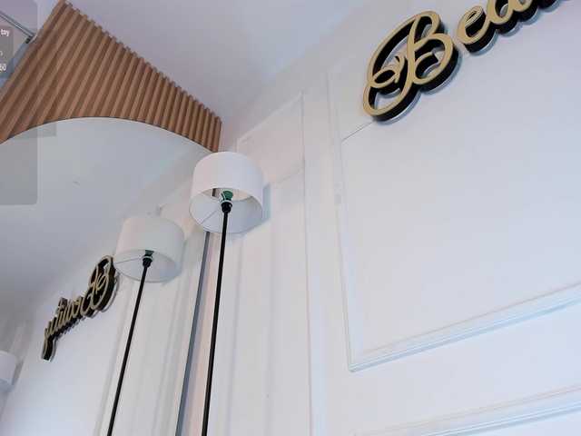 sabrinacherry live cam on BongaCams