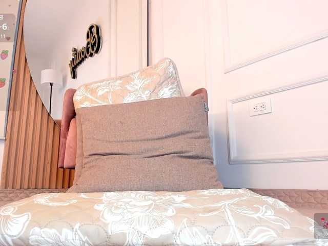 sabrinacherry live cam on BongaCams