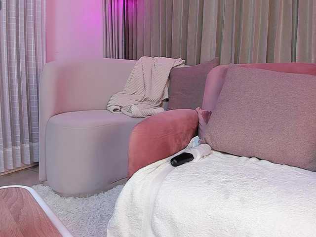 sabrinacherry's BongaCams show and profile