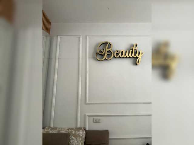 sabrinacherry live cam on BongaCams