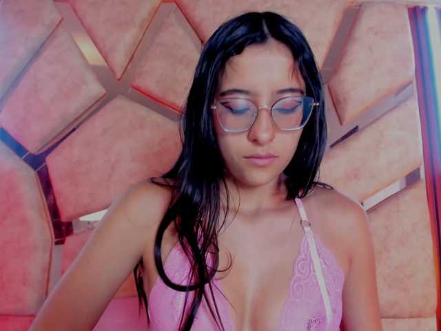 paula-69 live cam on BongaCams