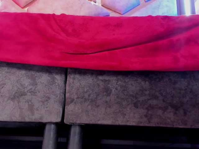 paula-69 live webcam show