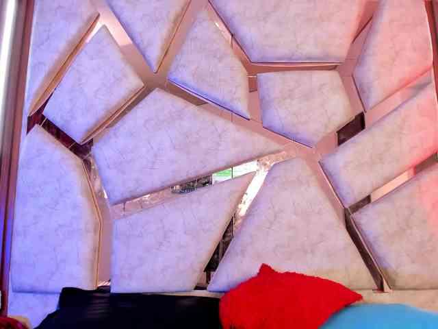 paula-69 webcam