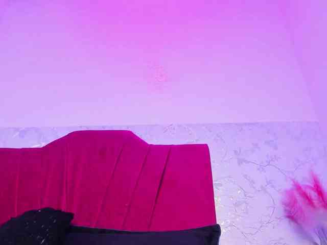 paula-69 webcam