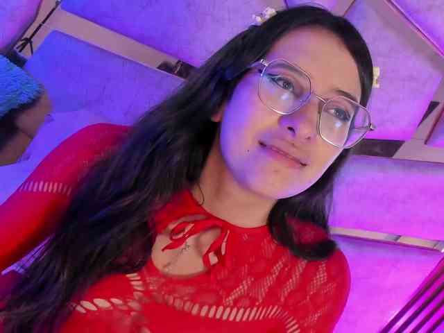 paula-69 webcam