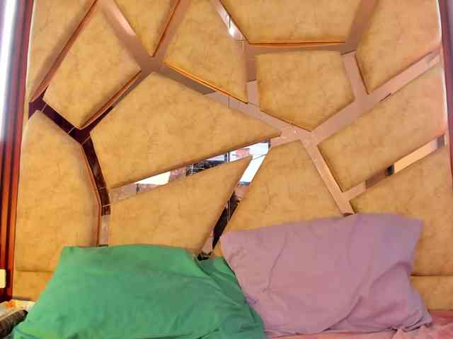 paula-69 webcam