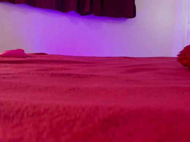 paula-69 webcam