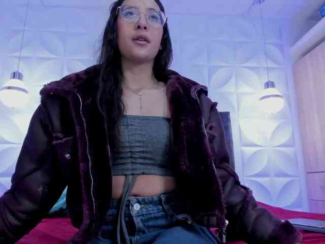 paula-69 webcam