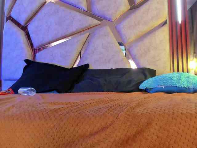 paula-69 webcam