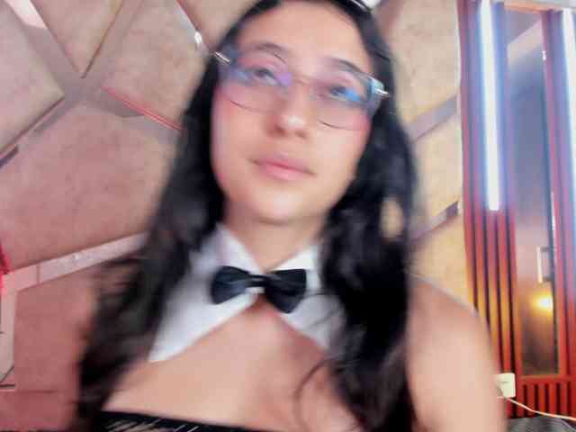 paula-69 webcam