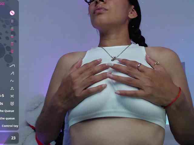 KloeMalkkova webcam
