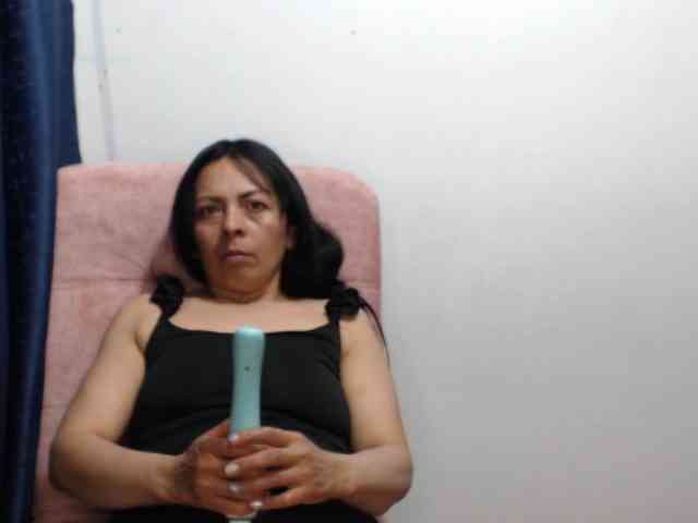 Paola84hotty webcam