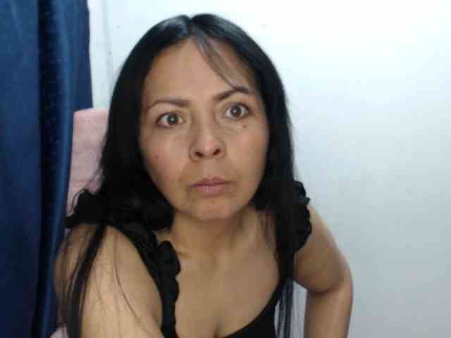 Paola84hotty webcam