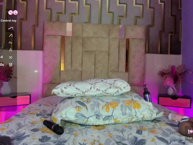 samantha-dimou live cam