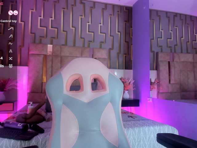 samantha-dimou live cam on BongaCams