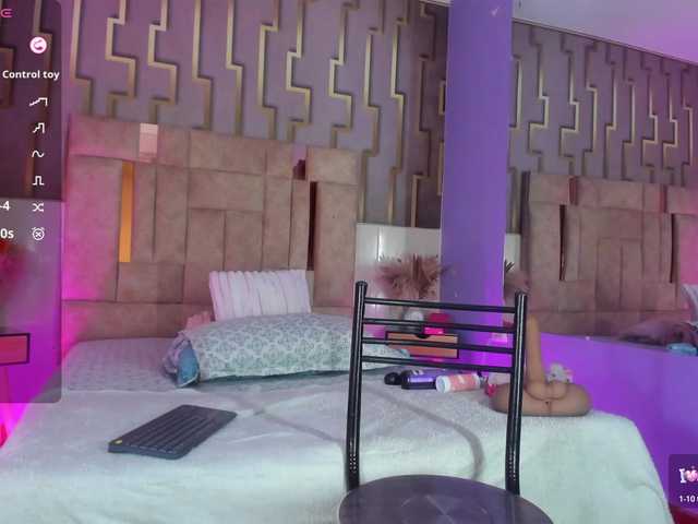 samantha-dimou live cam on BongaCams