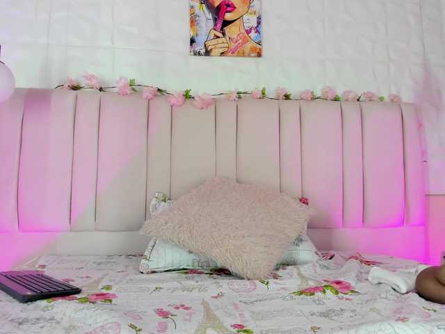 samantha-dimou live cam on BongaCams