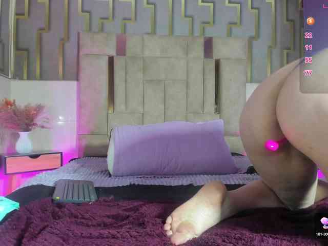 samantha-dimou webcam