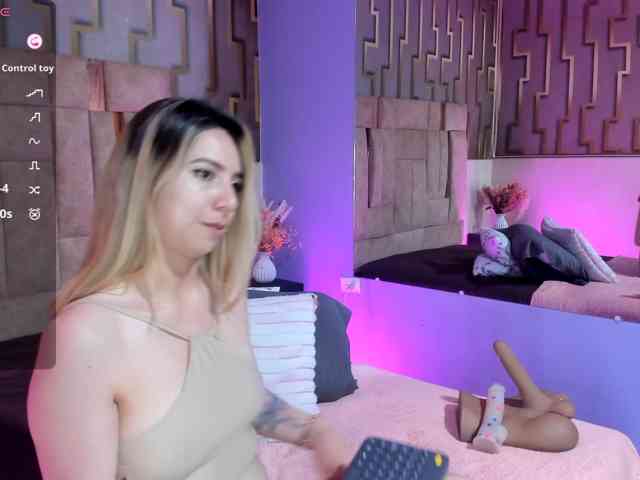 samantha-dimou