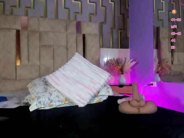 samantha-dimou webcam