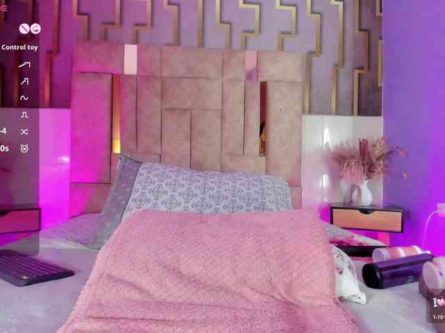 samantha-dimou webcam