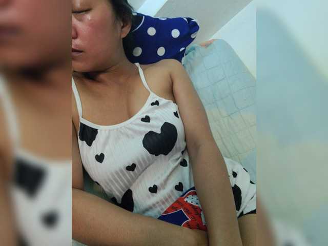 Kiana11 live cam on BongaCams