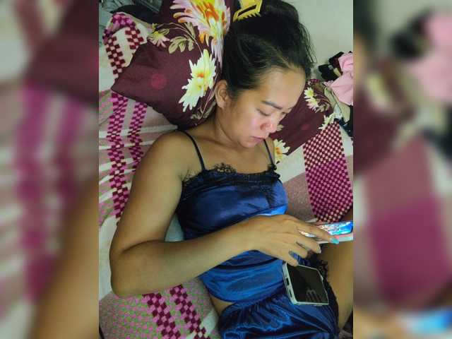 Kiana11 live cam on BongaCams