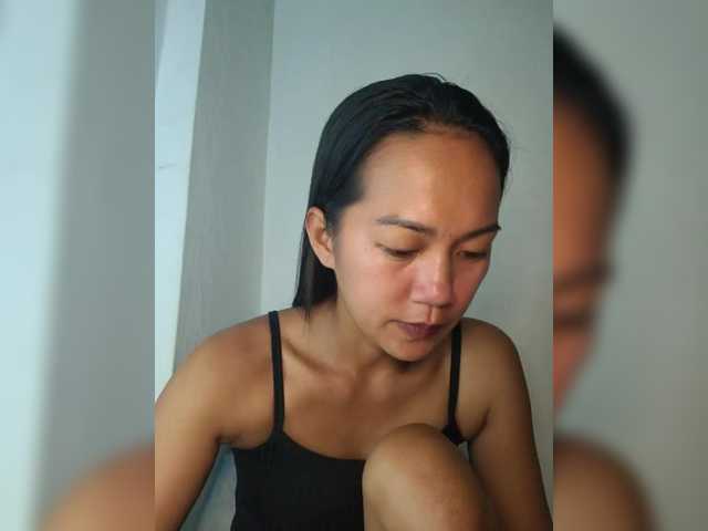 Kiana11 live cam on BongaCams