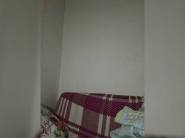 Kiana11 live cam on BongaCams