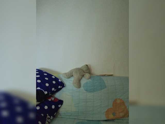 Kiana11, live now on BongaCams