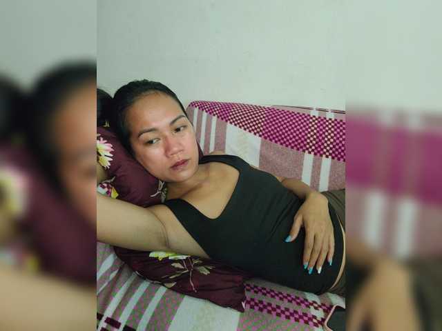 Kiana11 live cam on BongaCams