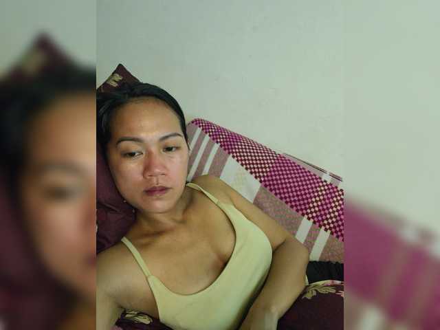 Kiana11 live cam on BongaCams
