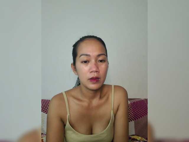 Kiana11 live cam on BongaCams