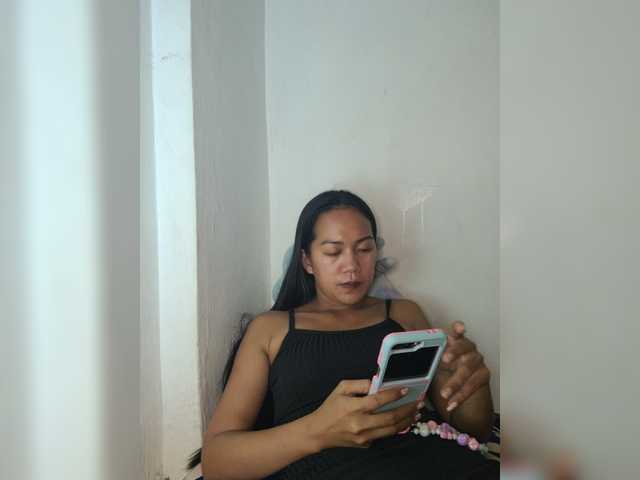 Kiana11 live cam on BongaCams