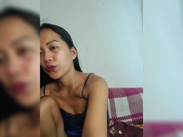Kiana11 live cam on BongaCams