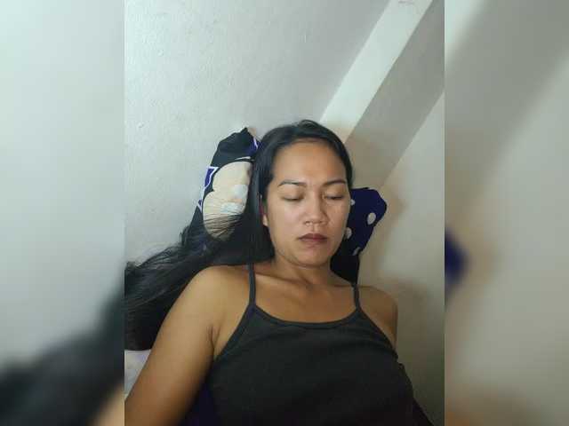 Kiana11 Live Cam and Statistics on UnifiedCams