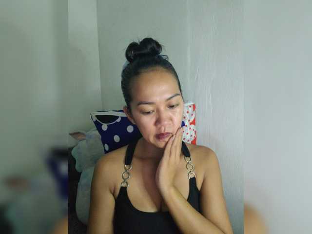 Kiana11 live cam on BongaCams