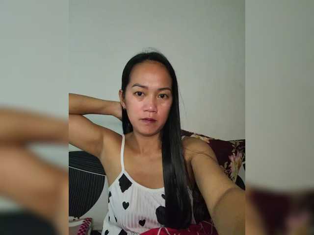 Kiana11 live cam on BongaCams