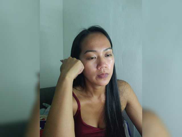 Kiana11 live cam on BongaCams