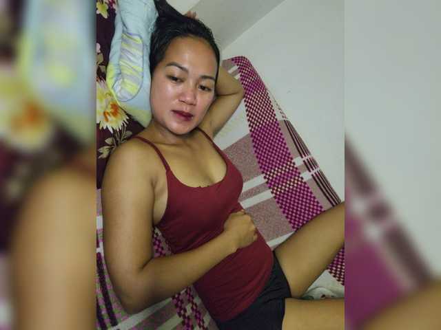 Kiana11 live cam on BongaCams