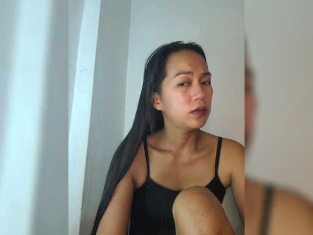 Kiana11 live cam on BongaCams