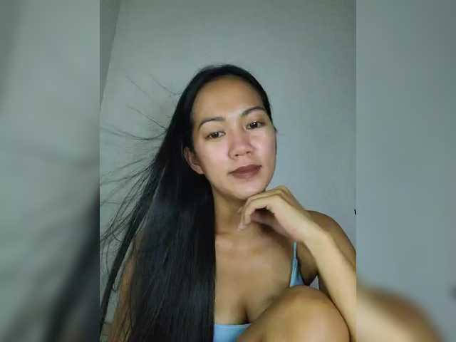 le modèle SweetKiana11 est en webcam porno dans un show sur le site bongacams, il possède les tags suivants: Asian,Brunette,Hairy