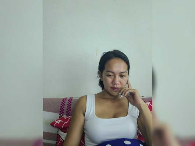 Kiana11 live cam on BongaCams